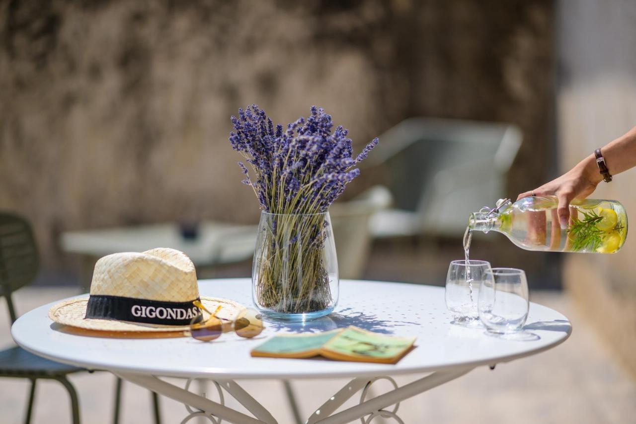 Villa Sainte Anne Gigondas Buitenkant foto